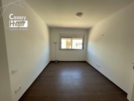 Penthouse for sale in  Amarilla Golf, Spain - 053961