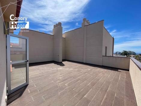 Penthouse for sale in  Amarilla Golf, Spain - 053961