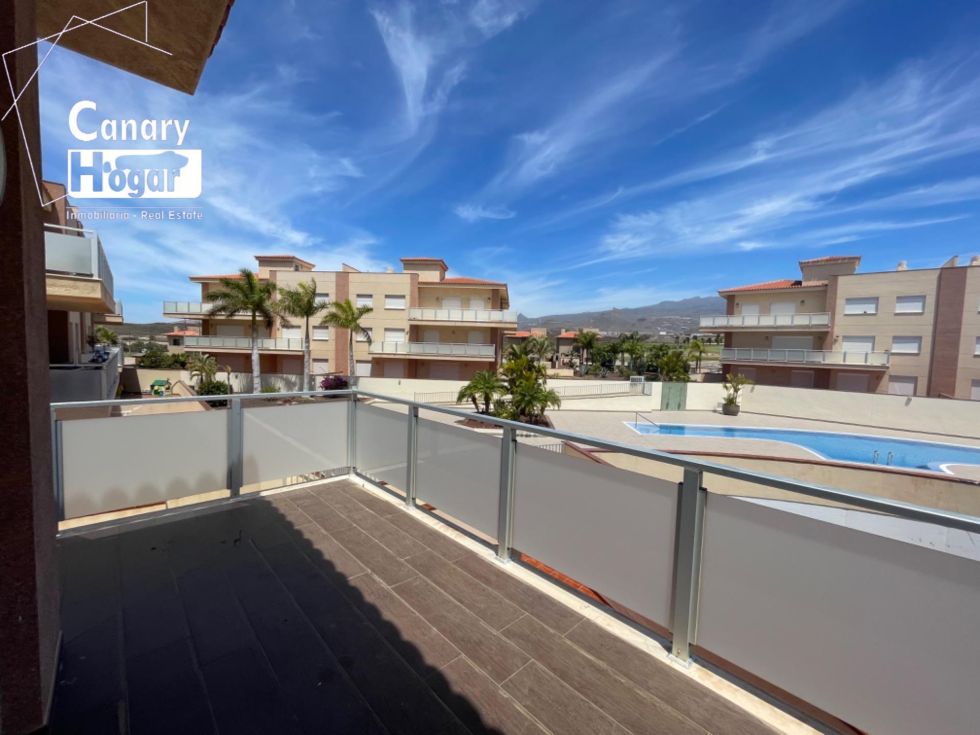 Penthouse for sale in  Amarilla Golf, Spain - 053961