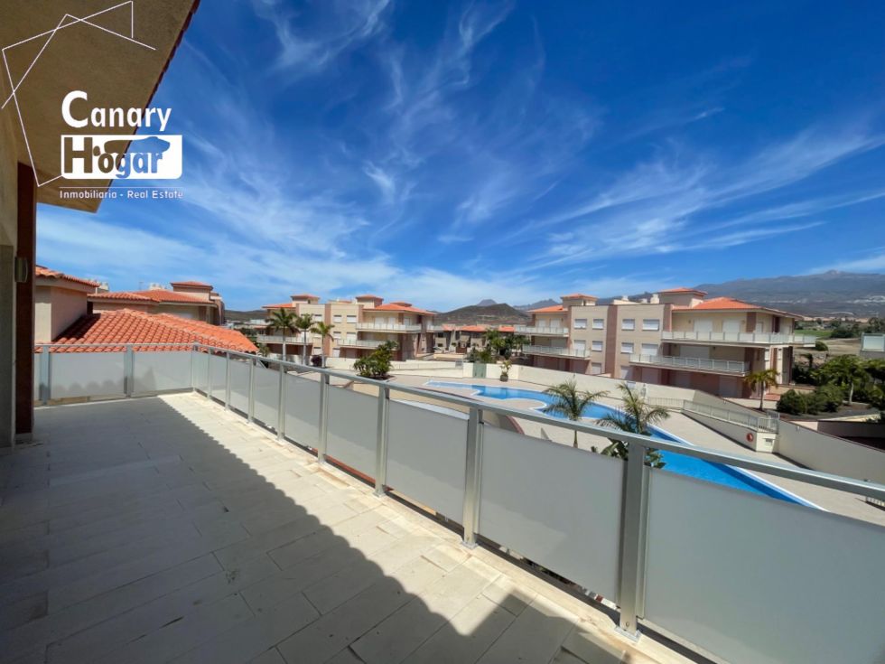 Penthouse for sale in  Amarilla Golf, Spain - 053971