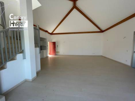 Penthouse for sale in  Amarilla Golf, Spain - 053971