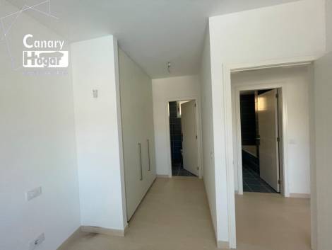 Penthouse for sale in  Amarilla Golf, Spain - 053971