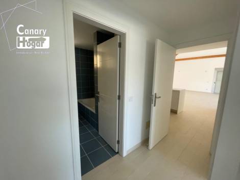 Penthouse for sale in  Amarilla Golf, Spain - 053971