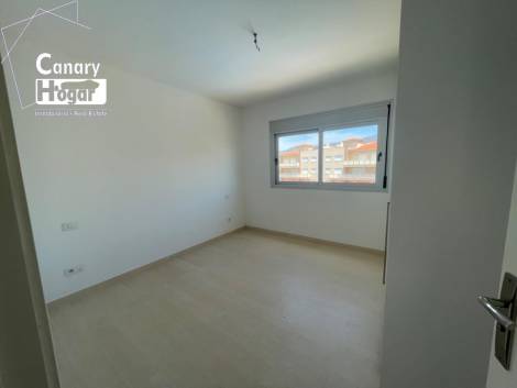 Penthouse for sale in  Amarilla Golf, Spain - 053971