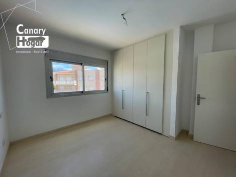 Penthouse for sale in  Amarilla Golf, Spain - 053971