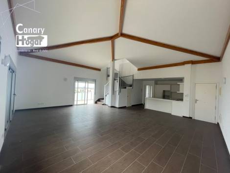 Penthouse for sale in  Amarilla Golf, Spain - 054271