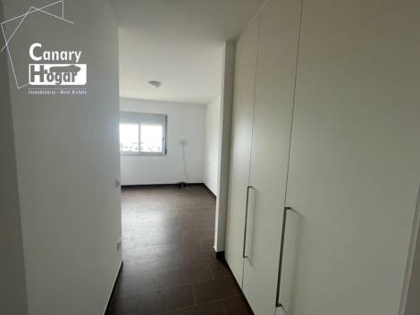 Penthouse for sale in  Amarilla Golf, Spain - 054271