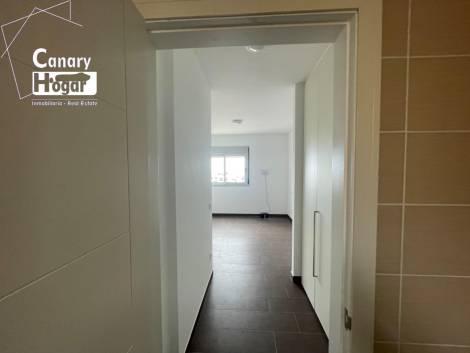 Penthouse for sale in  Amarilla Golf, Spain - 054271