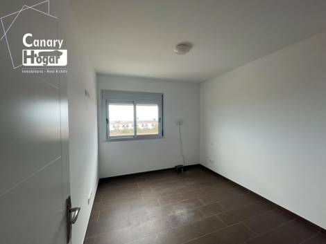 Penthouse for sale in  Amarilla Golf, Spain - 054271