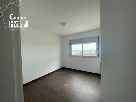 Penthouse for sale in  Amarilla Golf, Spain - 054271