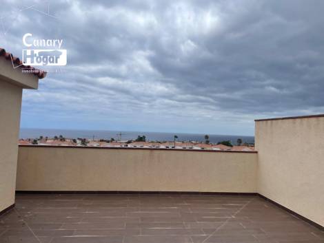 Penthouse for sale in  Amarilla Golf, Spain - 054271