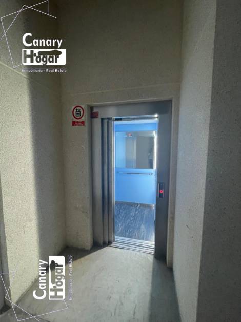 Penthouse for sale in  Amarilla Golf, Spain - 054271