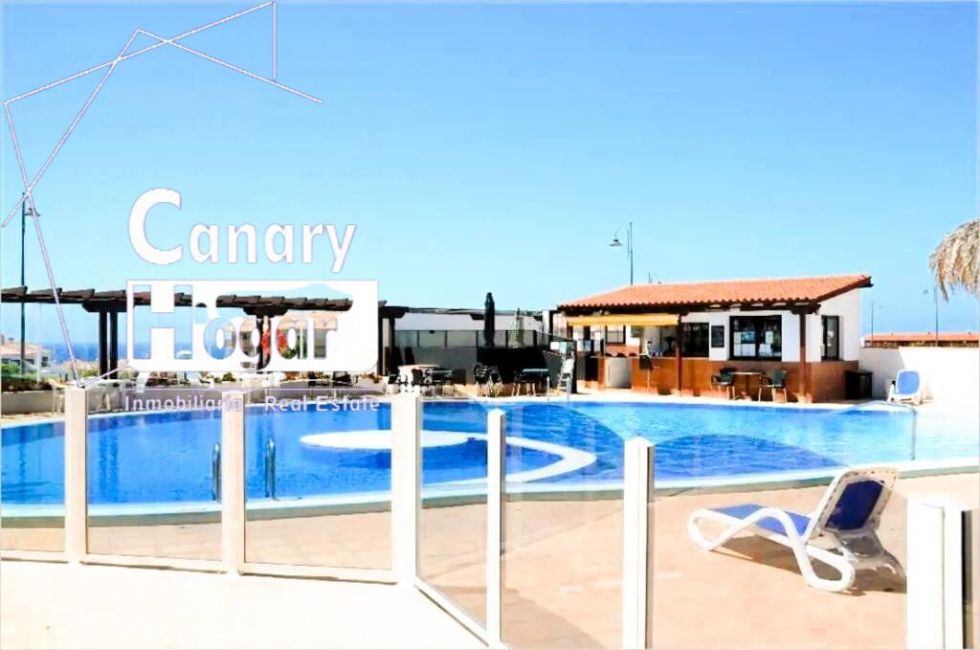 Penthouse for sale in  Amarilla Golf, Spain - 055141