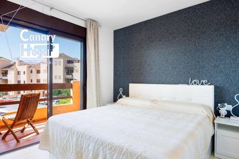 Penthouse for sale in  Amarilla Golf, Spain - 056991