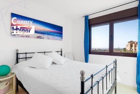 Penthouse for sale in  Amarilla Golf, Spain - 056991