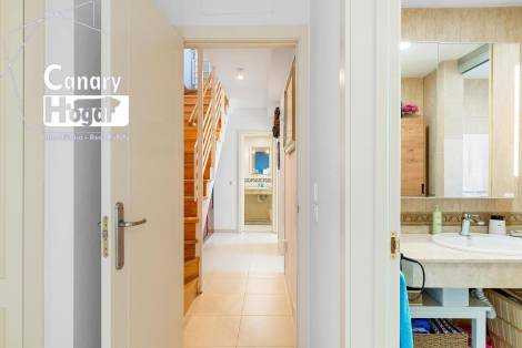 Penthouse for sale in  Amarilla Golf, Spain - 056991