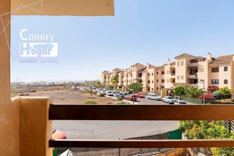 Penthouse for sale in  Amarilla Golf, Spain - 056991