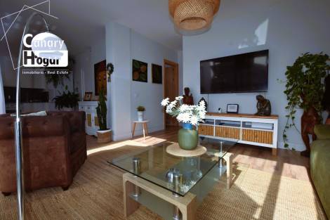 Penthouse for sale in  Amarilla Golf, Spain - 057161