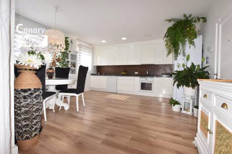 Penthouse for sale in  Amarilla Golf, Spain - 057161