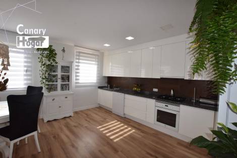 Penthouse for sale in  Amarilla Golf, Spain - 057161