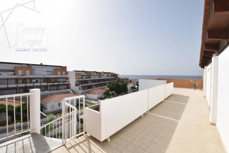 Penthouse for sale in  Amarilla Golf, Spain - 057161