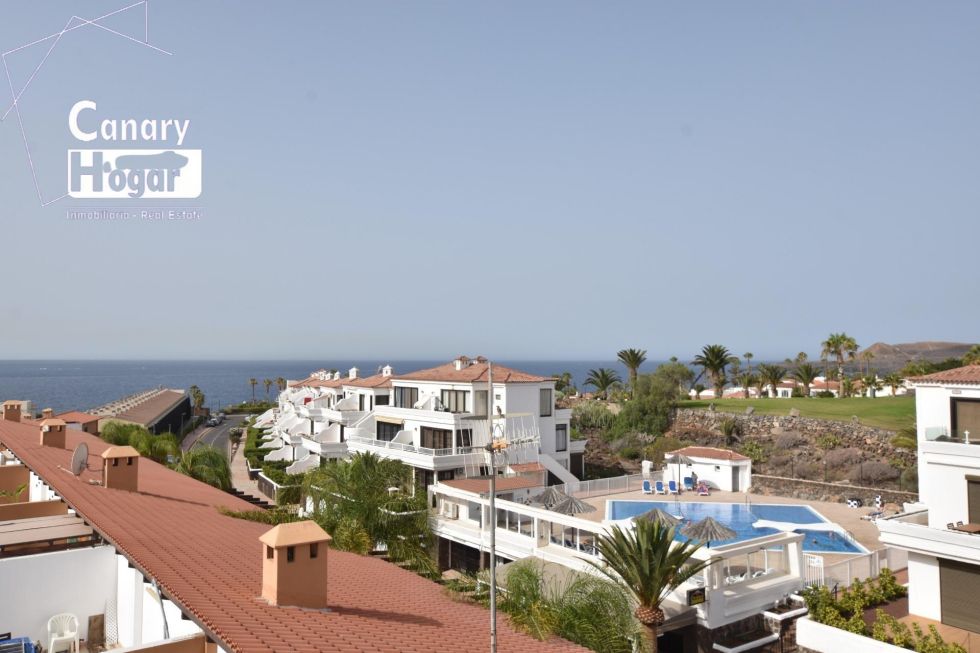 Penthouse for sale in  Amarilla Golf, Spain - 057161