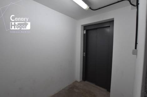 Penthouse for sale in  Amarilla Golf, Spain - 057161