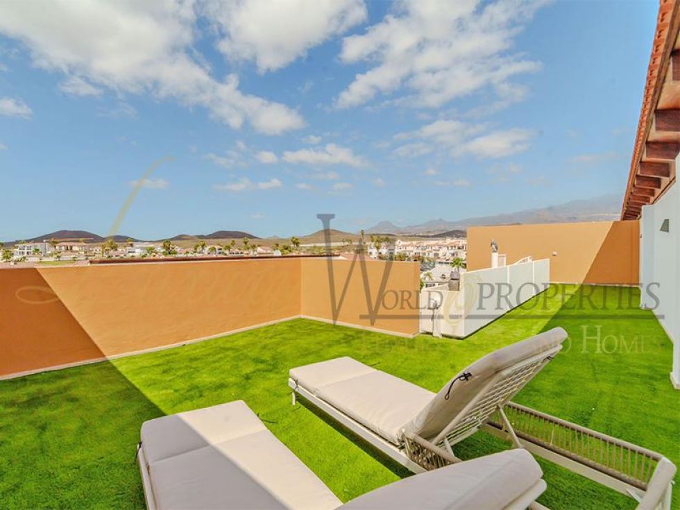 Penthouse for sale in  Amarilla Golf, Spain - LWP4661 El Barranco - Golf del Sur