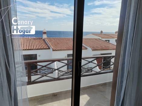 Penthouse for sale in  Arona, Spain - 052541