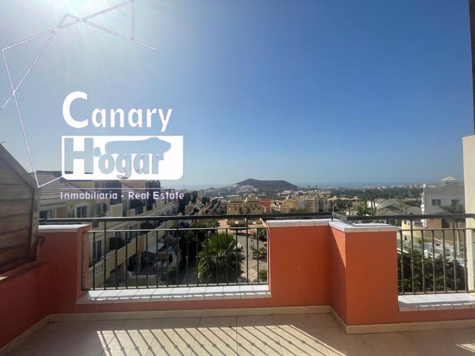 Penthouse for sale in  Arona, Spain - 052591