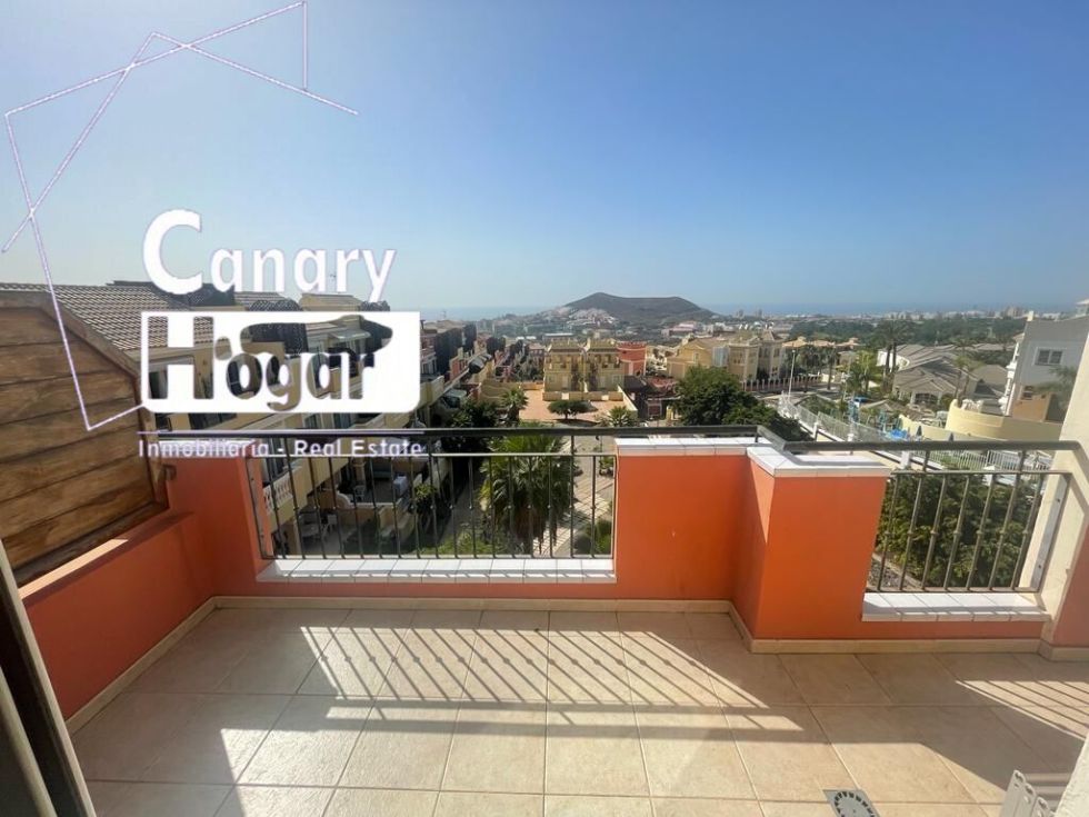 Penthouse for sale in  Arona, Spain - 052591