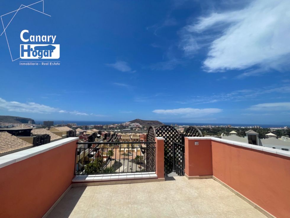 Penthouse for sale in  Arona, Spain - 054051