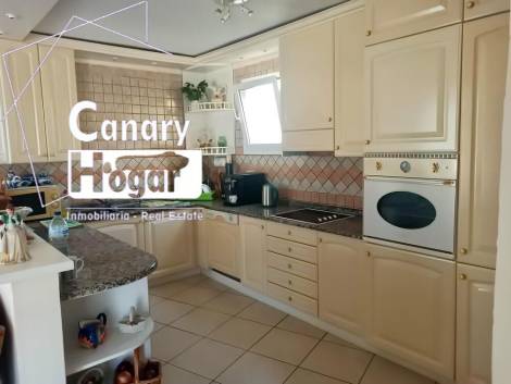 Penthouse for sale in  Arona, Spain - 057391