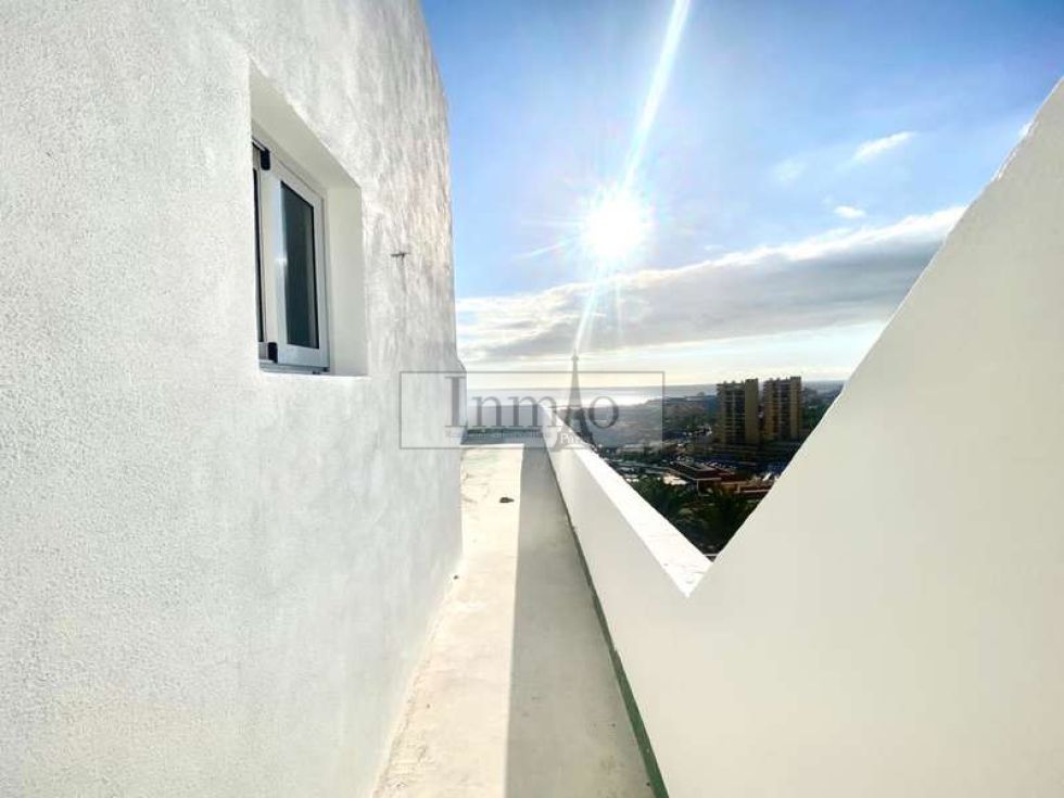 Penthouse for sale in  Arona, Spain - 387065