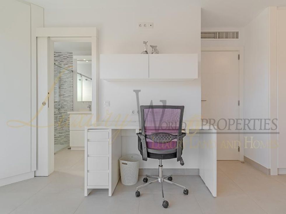 Penthouse for sale in  Arona, Spain - LWP4820 Parque Santiago 4-Las Americas L