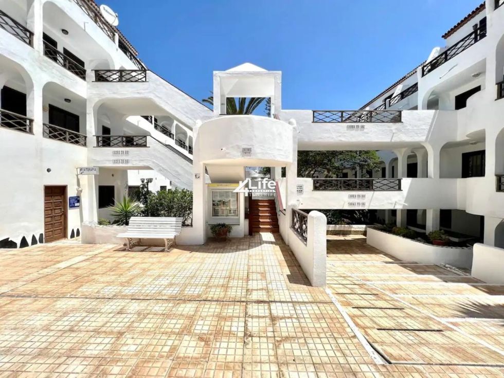 Penthouse for sale in  Arona, Spain - MT-2409241