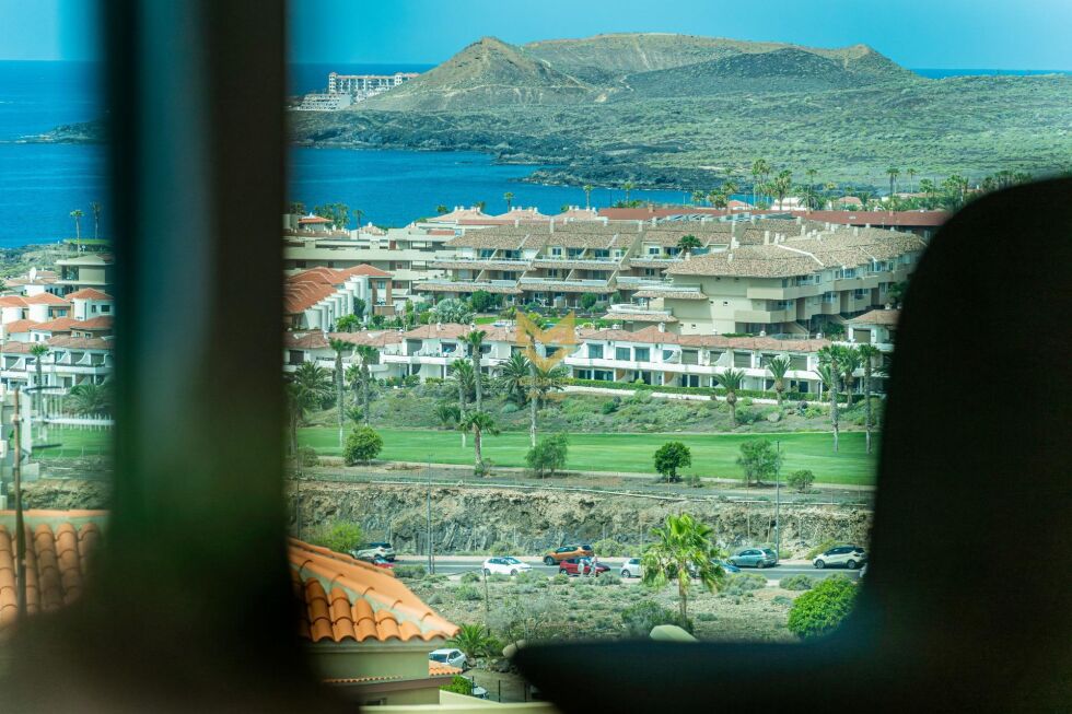 Penthouse for sale in  Arona, Spain - P00100