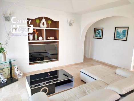 Penthouse for sale in  Callao Salvaje, Spain - 056601
