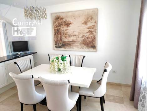 Penthouse for sale in  Callao Salvaje, Spain - 056601