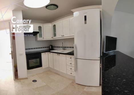 Penthouse for sale in  Callao Salvaje, Spain - 056601