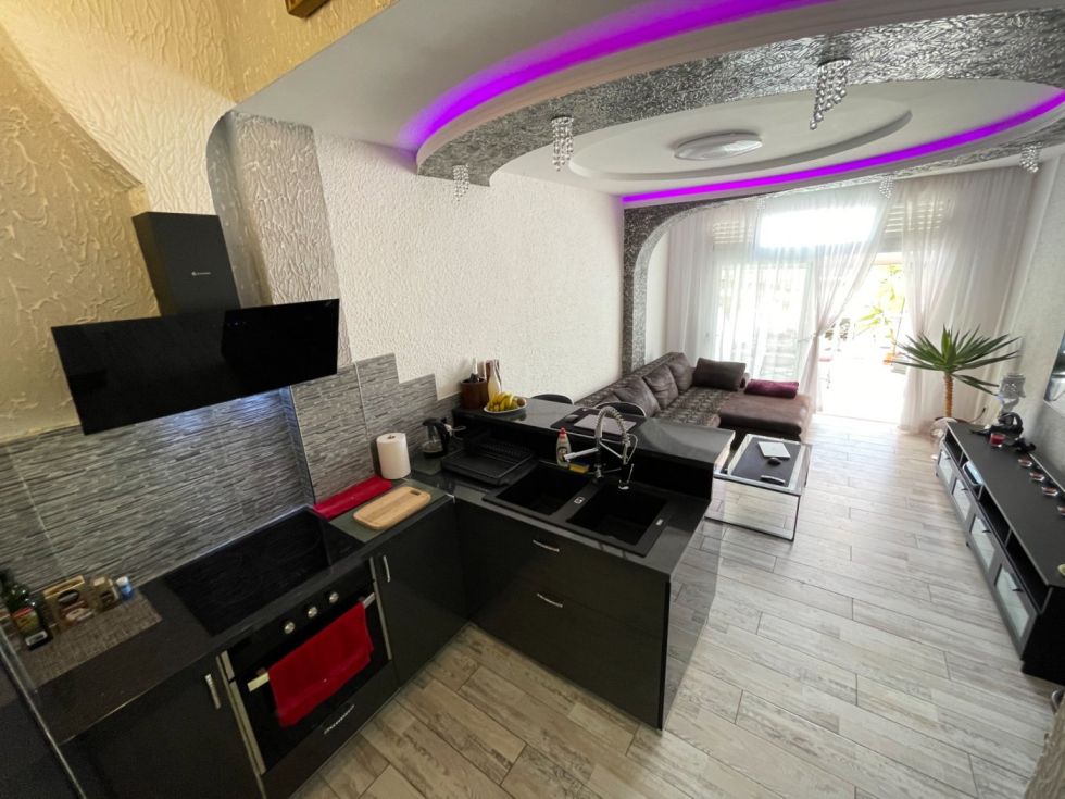 Penthouse for sale in  Costa Adeje, Spain - 044551