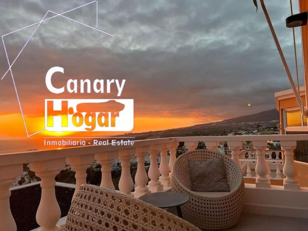 Penthouse for sale in  Costa Adeje, Spain - 051501