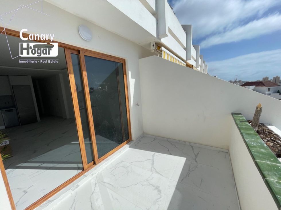 Penthouse for sale in  Costa Adeje, Spain - 055511