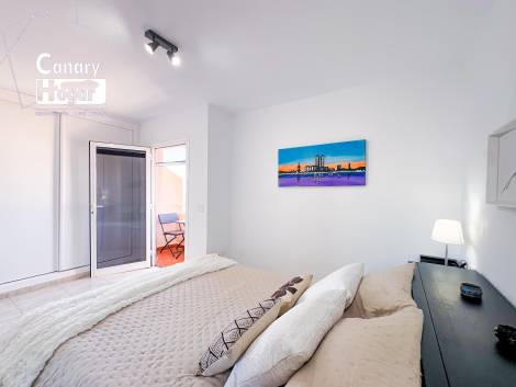 Penthouse for sale in  Costa Adeje, Spain - 056431