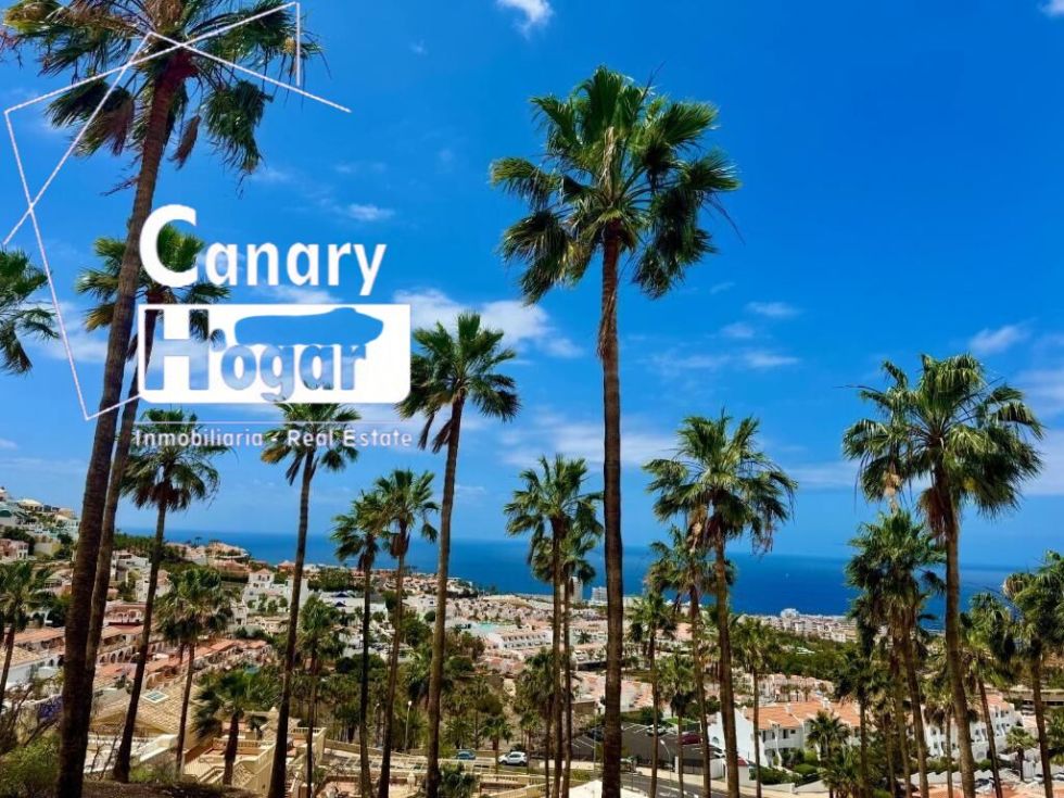 Penthouse for sale in  Costa Adeje, Spain - 057541