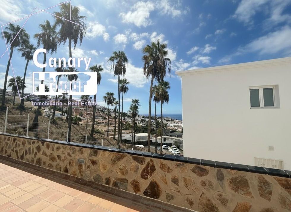Penthouse for sale in  Costa Adeje, Spain - 057541