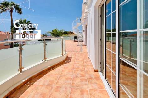 Penthouse for sale in  Costa Adeje, Spain - 057551