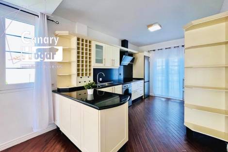 Penthouse for sale in  Costa Adeje, Spain - 057551