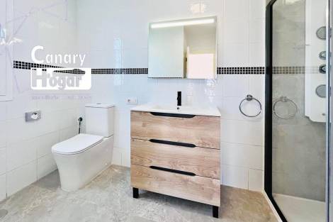 Penthouse for sale in  Costa Adeje, Spain - 057551