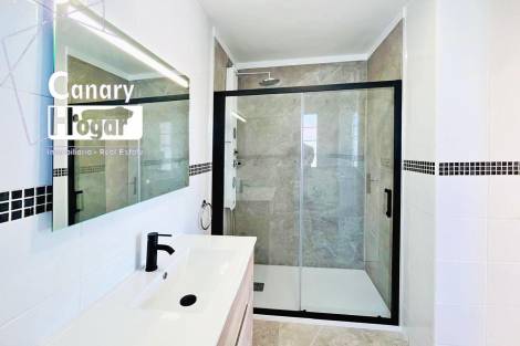 Penthouse for sale in  Costa Adeje, Spain - 057551